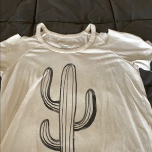 Grayson Threads CS cold shoulder t-shirt